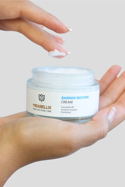 Onarıcı ve Yenileyici Cilt Bakım Seti-3&