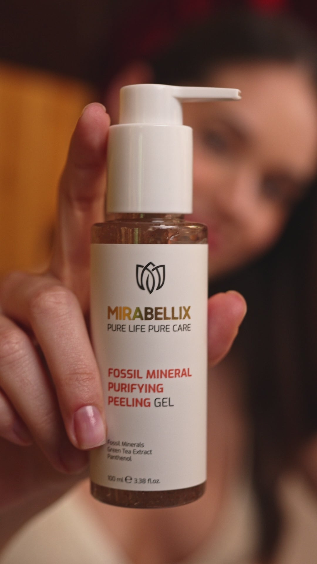 Fosil Mineral &amp; Yeşil Çay Özlü Arındırıcı Peeling Yüz Yıkama Jeli – Pantenol ve Pirinç Kepeği Yağı Destekli 100 ml