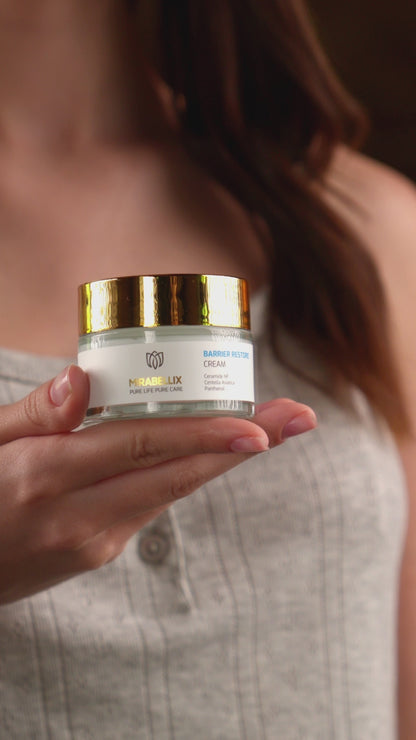 Centella Asiatica (Cica) &amp; Seramid İçeren Bariyer Güçlendirici ve Onarıcı Krem – Pantenol Destekli 50 ml