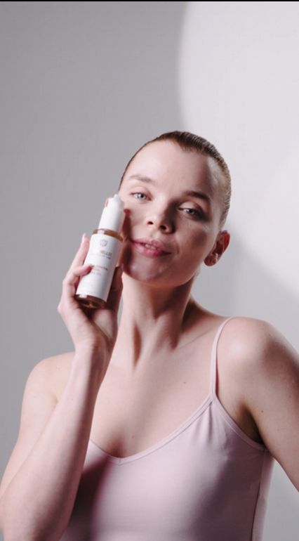 Fosil Mineral &amp; Yeşil Çay Özlü Arındırıcı Peeling Yüz Yıkama Jeli – Pantenol ve Pirinç Kepeği Yağı Destekli 100 ml